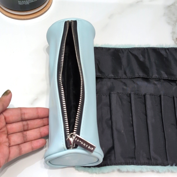 Skinnydip Faux fur Mint Makeup Roll bag - Picture 5 of 5